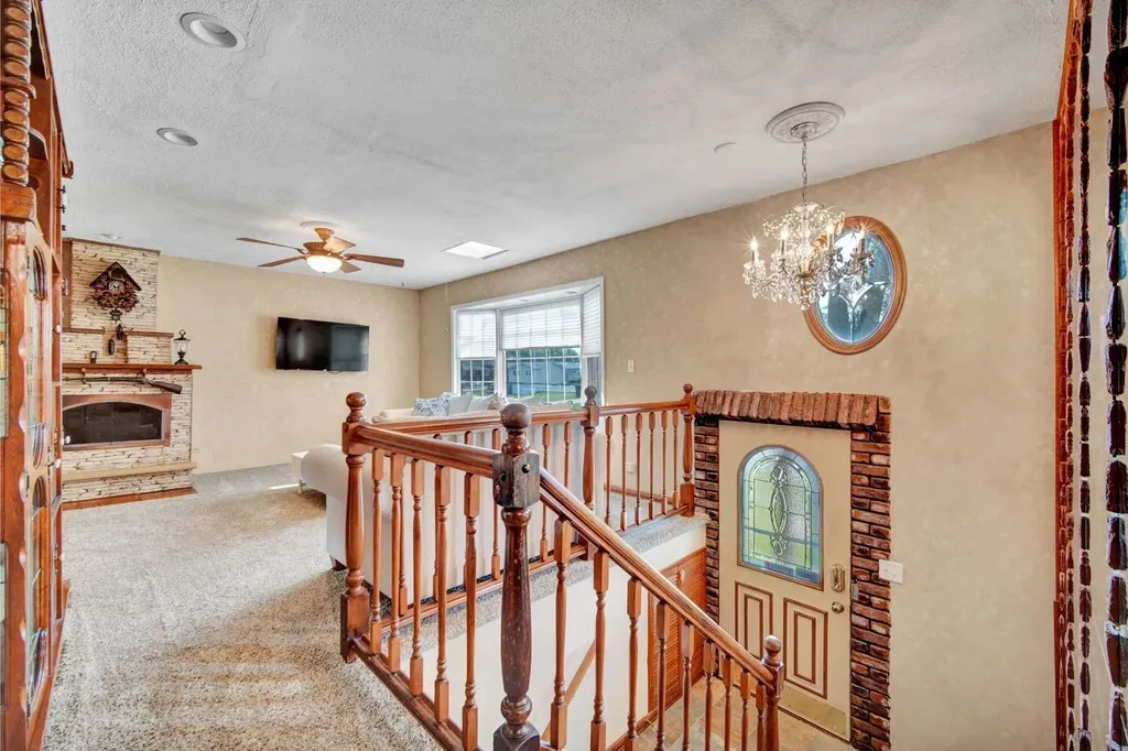 2538 Willow Avenue Woodridge IL 60517