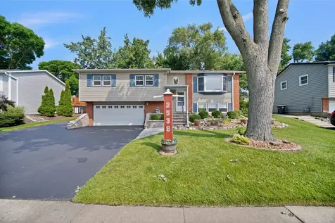 2538 Willow Avenue Woodridge IL 60517