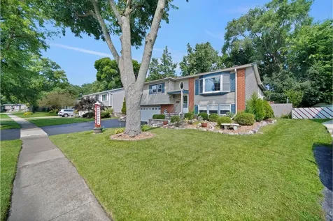 2538 Willow Avenue Woodridge IL 60517