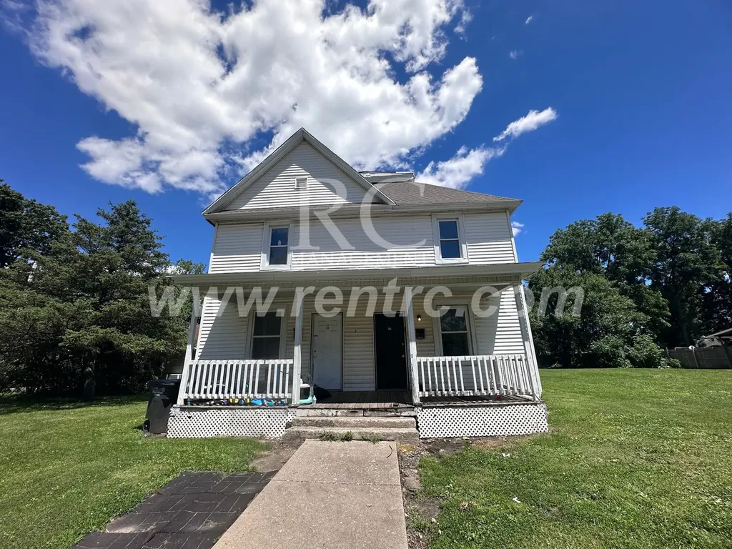 17 Indiana Street Danville IL 61832