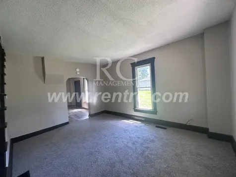 17 Indiana Street Danville IL 61832