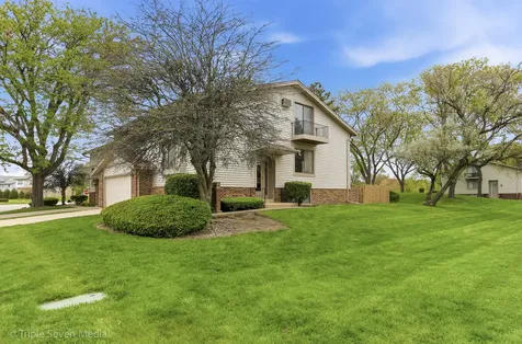 18630 Golfview Drive Hazel Crest IL 60429