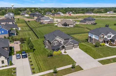 23070 Hankins Court Frankfort IL 60423