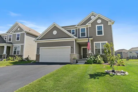 4131 Wanderlust Drive Algonquin IL 60102