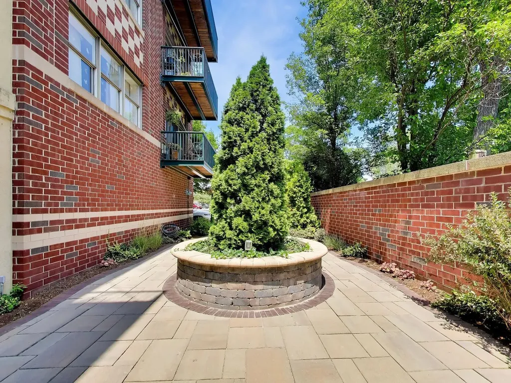 1107 Greenleaf Avenue Wilmette IL 60091