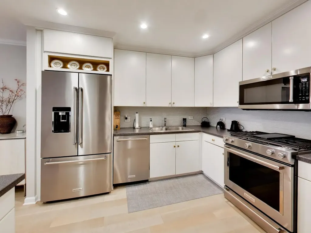 1107 Greenleaf Avenue Wilmette IL 60091