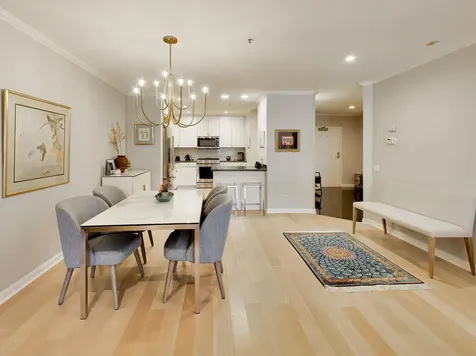 1107 Greenleaf Avenue Wilmette IL 60091