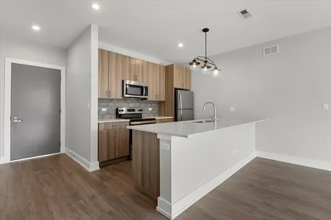 2111 South Halsted Street Chicago IL 60608
