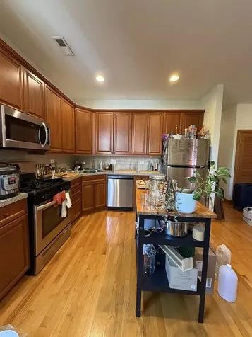 4051 North Kenmore Avenue Chicago IL 60613