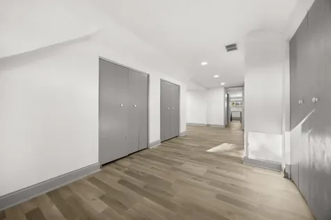 8251 South Carpenter Street Chicago IL 60620