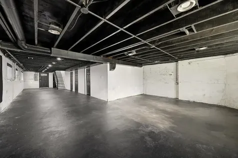 8251 South Carpenter Street Chicago IL 60620