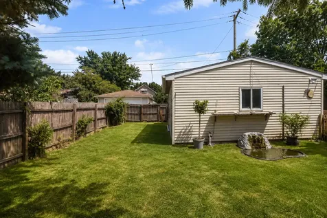 5441 South 74th Avenue Summit IL 60501