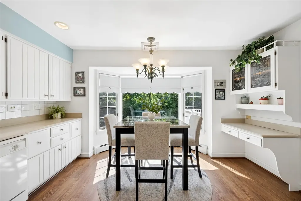6418 Big Bear Court Indian Head Park IL 60525
