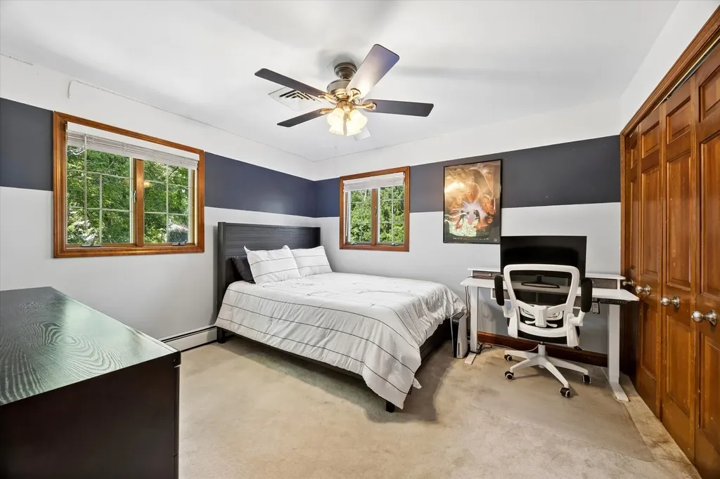 6418 Big Bear Court Indian Head Park IL 60525