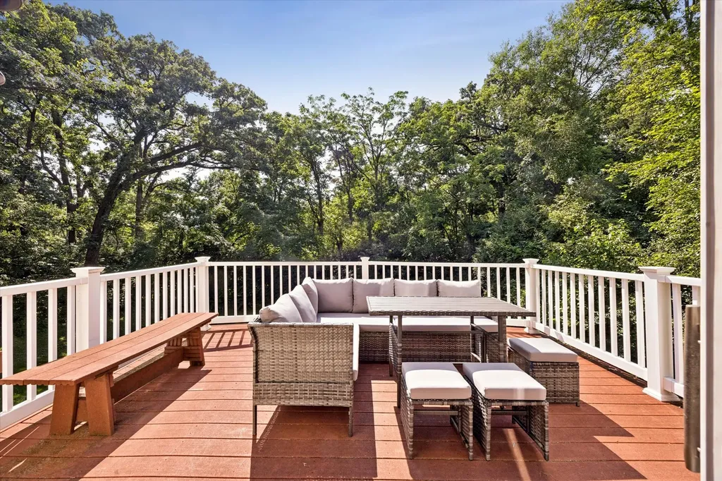 6418 Big Bear Court Indian Head Park IL 60525