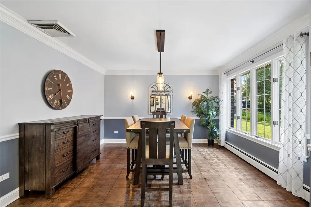 6418 Big Bear Court Indian Head Park IL 60525