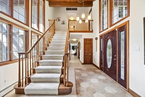 6418 Big Bear Court Indian Head Park IL 60525