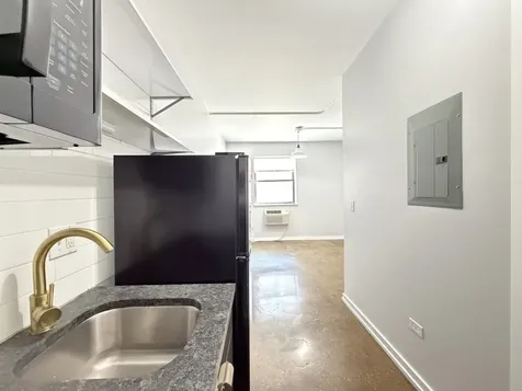 1136 West Wilson Avenue Chicago IL 60640