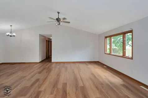 1521 Lady Brunetta Road Bourbonnais IL 60914