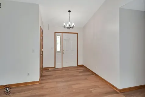 1521 Lady Brunetta Road Bourbonnais IL 60914