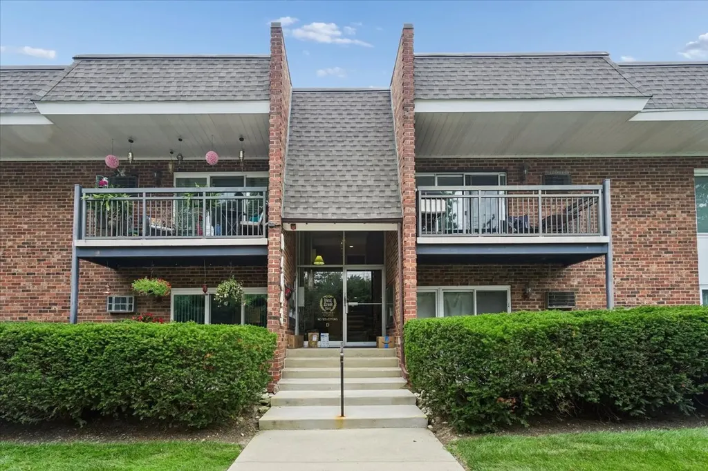 4043 Saratoga Avenue Downers Grove IL 60515