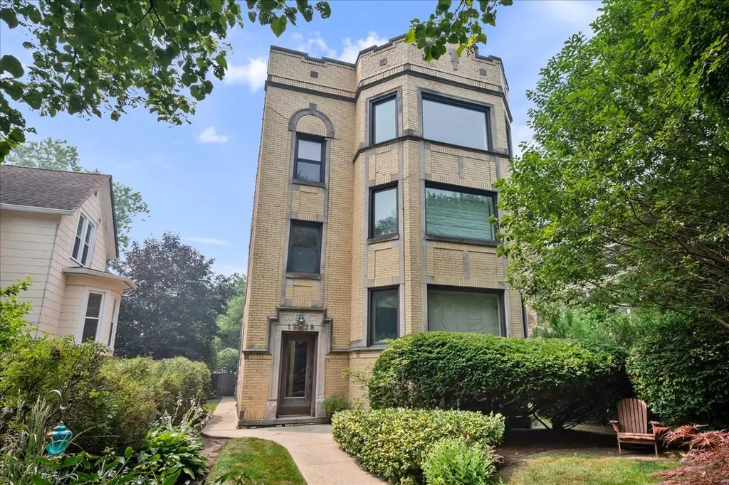 1918 Colfax Street Evanston IL 60201