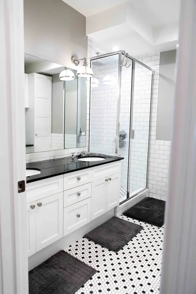 1547 North Leavitt Street Chicago IL 60622