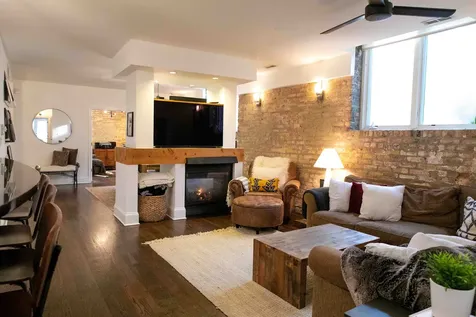 1547 North Leavitt Street Chicago IL 60622