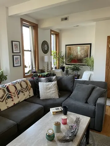 4051 North Kenmore Avenue Chicago IL 60613