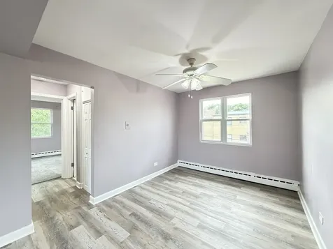 2057 East 72nd Street Chicago IL 60649
