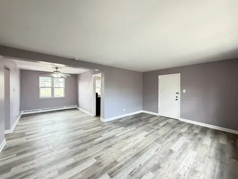 2057 East 72nd Street Chicago IL 60649
