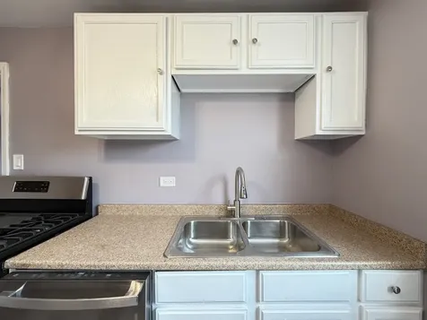 2057 East 72nd Street Chicago IL 60649