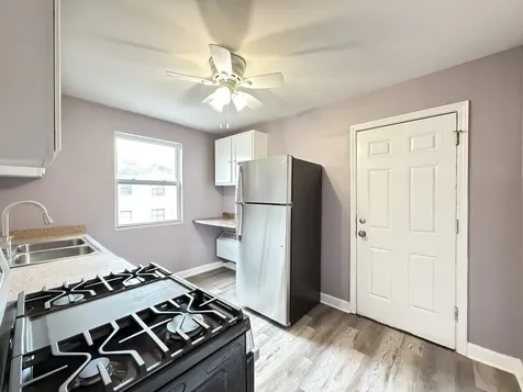 2057 East 72nd Street Chicago IL 60649