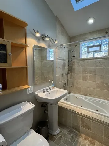5623 South Nagle Avenue Chicago IL 60638
