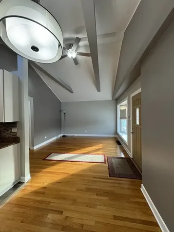 5623 South Nagle Avenue Chicago IL 60638