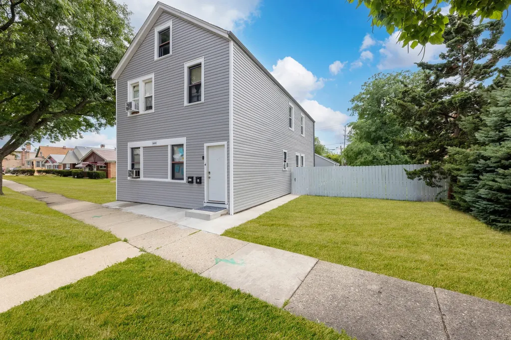3800 Saint Paul Avenue Bellwood IL 60104