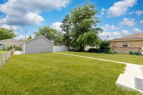 3800 Saint Paul Avenue Bellwood IL 60104