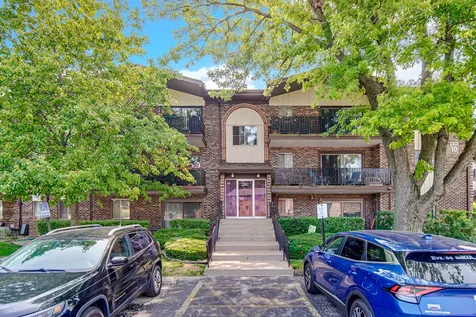 13913 James Drive Crestwood IL 60418