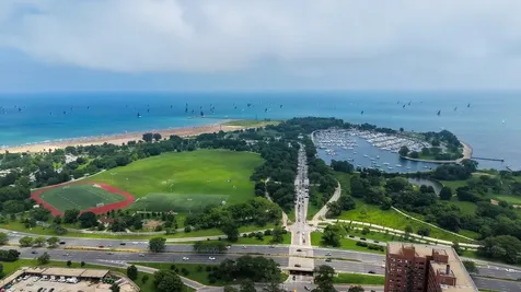 4343 North Clarendon Avenue Chicago IL 60613