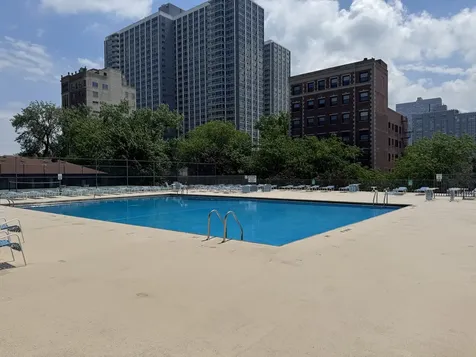 4343 North Clarendon Avenue Chicago IL 60613