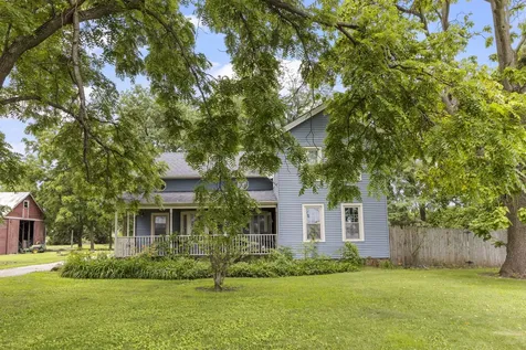 2013 Beecher Road Plano IL 60545