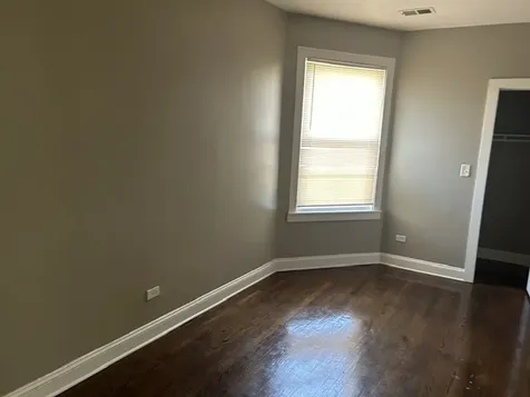 7648 South Luella Avenue Chicago IL 60649