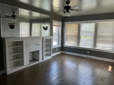 7648 South Luella Avenue Chicago IL 60649