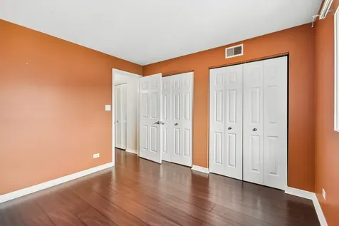 9619 Kedvale Avenue Oak Lawn IL 60453