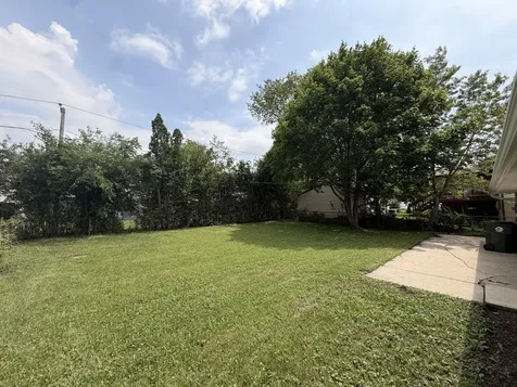 606 Pleasant Place Streamwood IL 60107