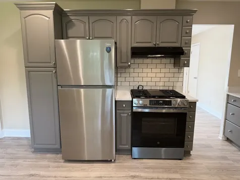 606 Pleasant Place Streamwood IL 60107