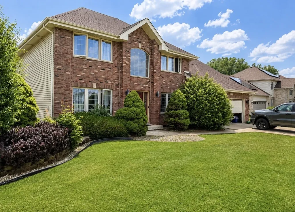 637 Primrose Lane Matteson IL 60443