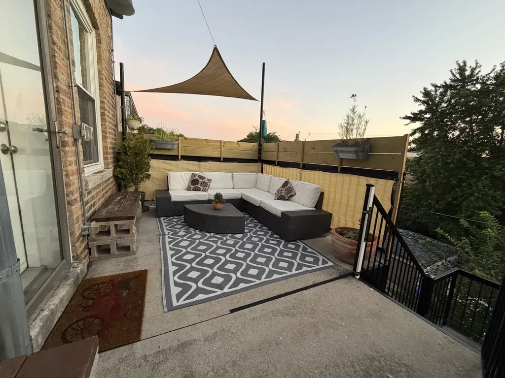 1312 North Artesian Avenue Chicago IL 60622