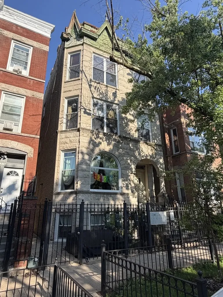1312 North Artesian Avenue Chicago IL 60622