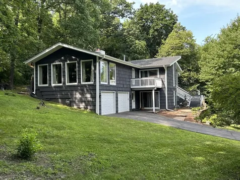 17 Marryat Road Trout Valley IL 60013